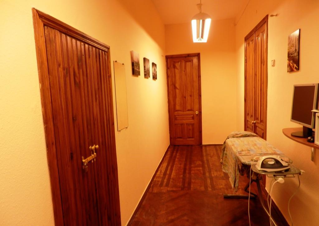 Yourhostel Κίεβο Εξωτερικό φωτογραφία